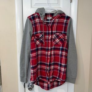 Flannel With Hoodie! Size XL 😍